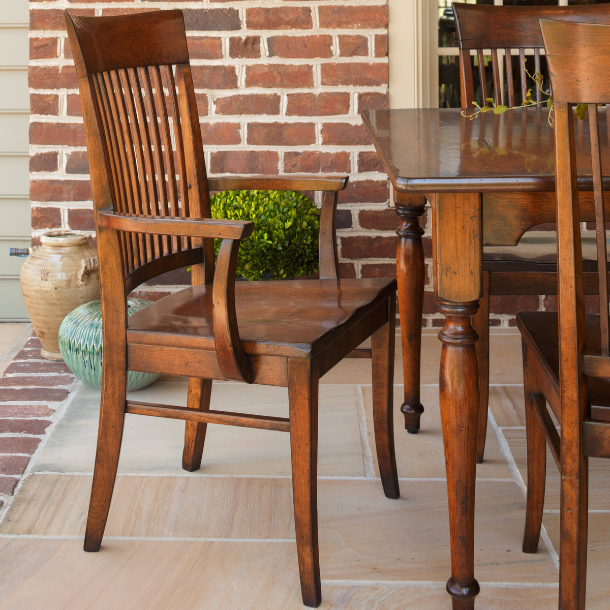 Cambridge Dining Chair – Town & Country Furniture